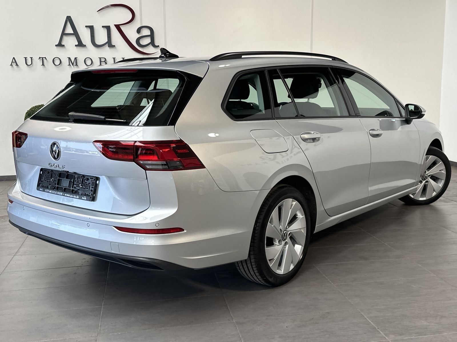 Fahrzeugabbildung Volkswagen Golf Variant 2.0 TDI Life+NAV+LED+ACC+KAMERA+SHZ