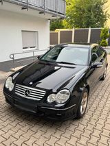 Mercedes-Benz Mercedes CLC 160 Benzin - Mercedes-Benz CLC 160: Coupé