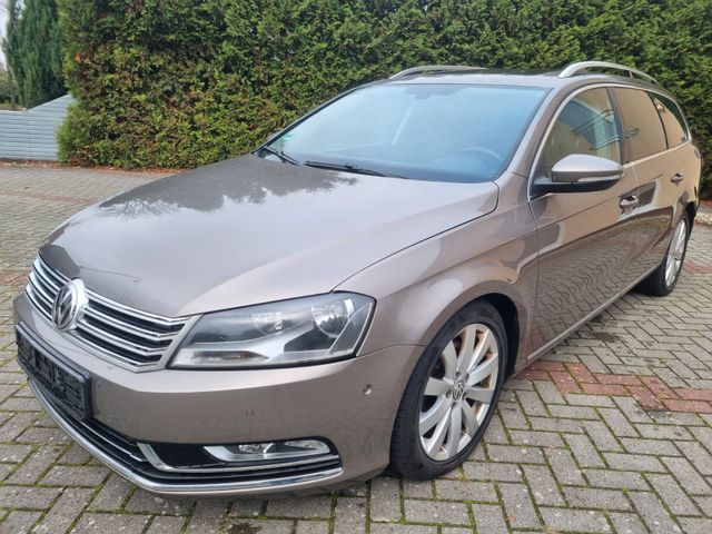 Volkswagen Passat  Highline BlueMotion  PANO,LEDER,AUTO,KEY