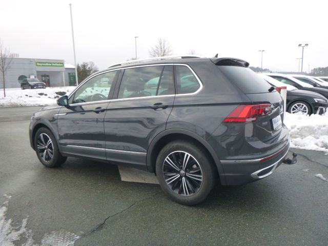 Fahrzeugabbildung Volkswagen Tiguan 1,5 TSI Elegance >AUT/AHK/NAV/LED/PDC<
