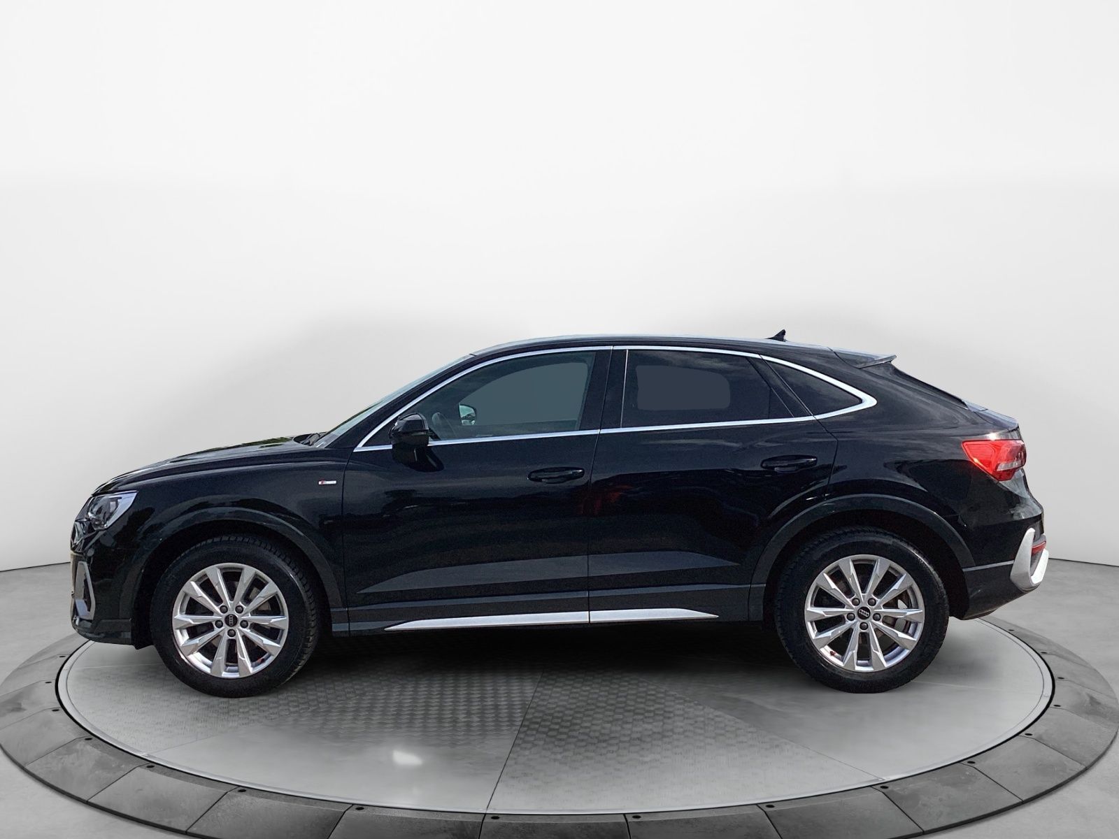 Audi Q3 Sportback 35 TFSI S-Tronic S-Line 2x, AHK, AC imagem 2