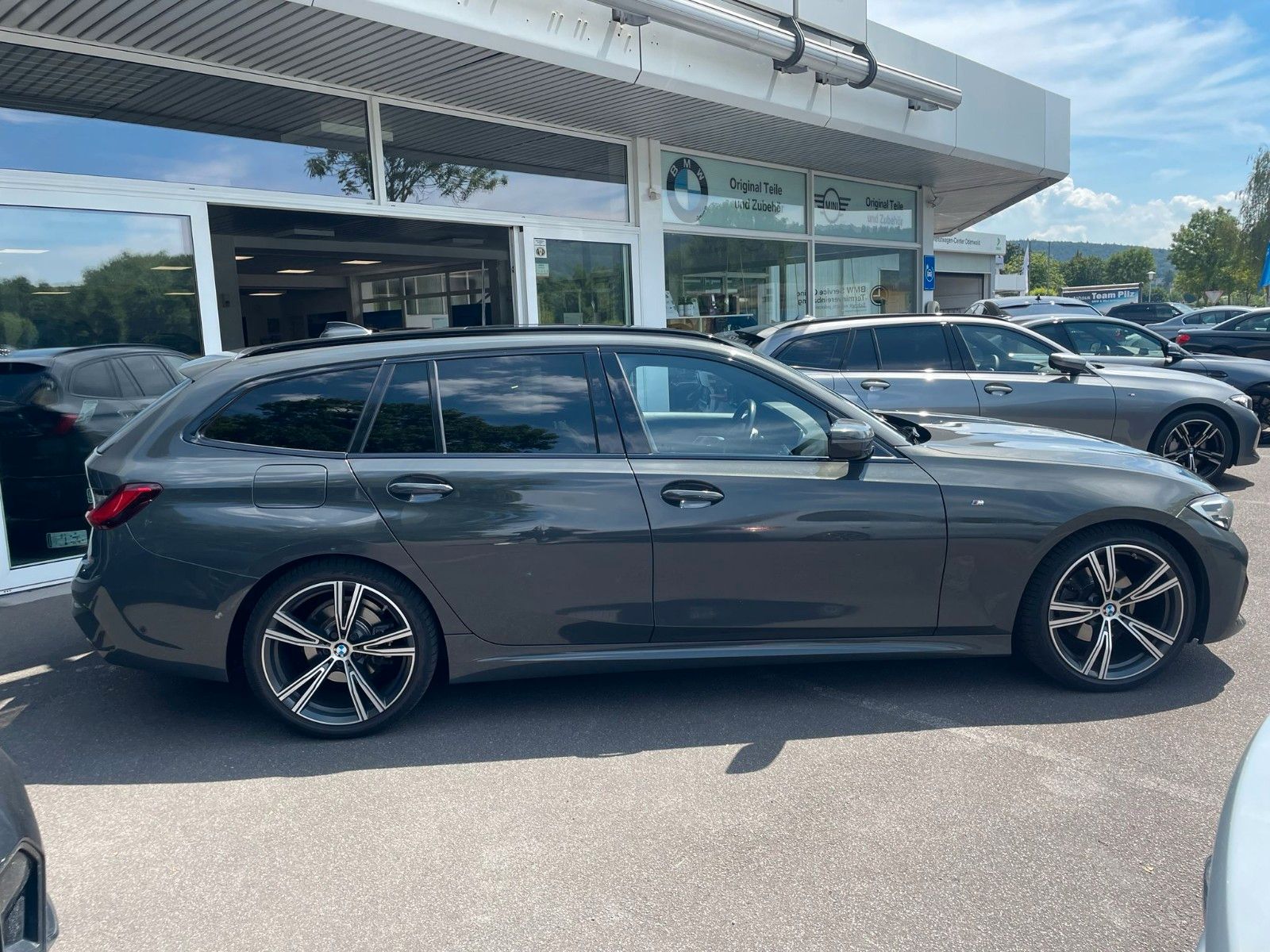 BMW 320d M-Sport Pro LED Navi RFK Pano "19" - TOP foto 4