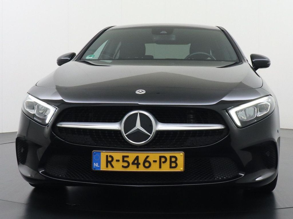 Mercedes-Benz A 180 Limousine Luxury Line | Achteruitrij kamer