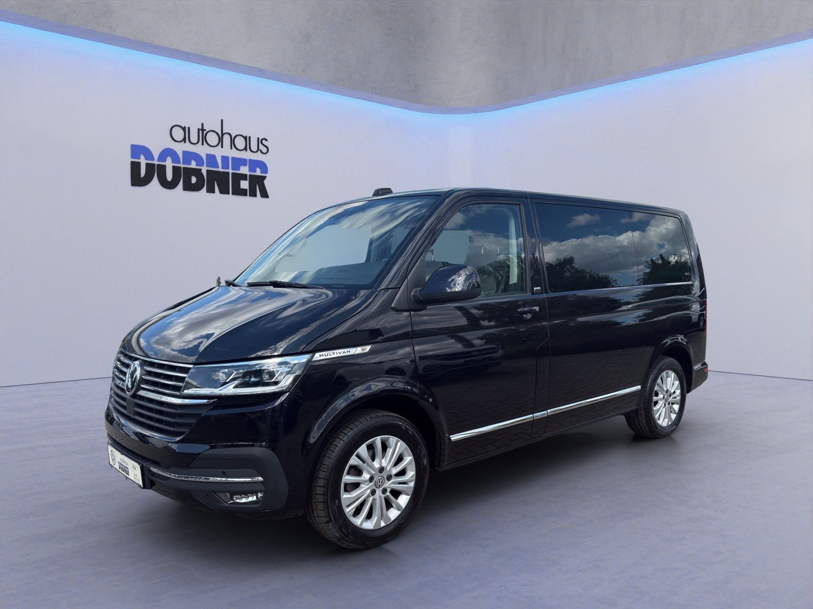 Volkswagen T6 Multivan - 1