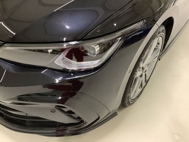 Golf Variant R-Line 2,0 TSI 140 kW DSG Matrix,