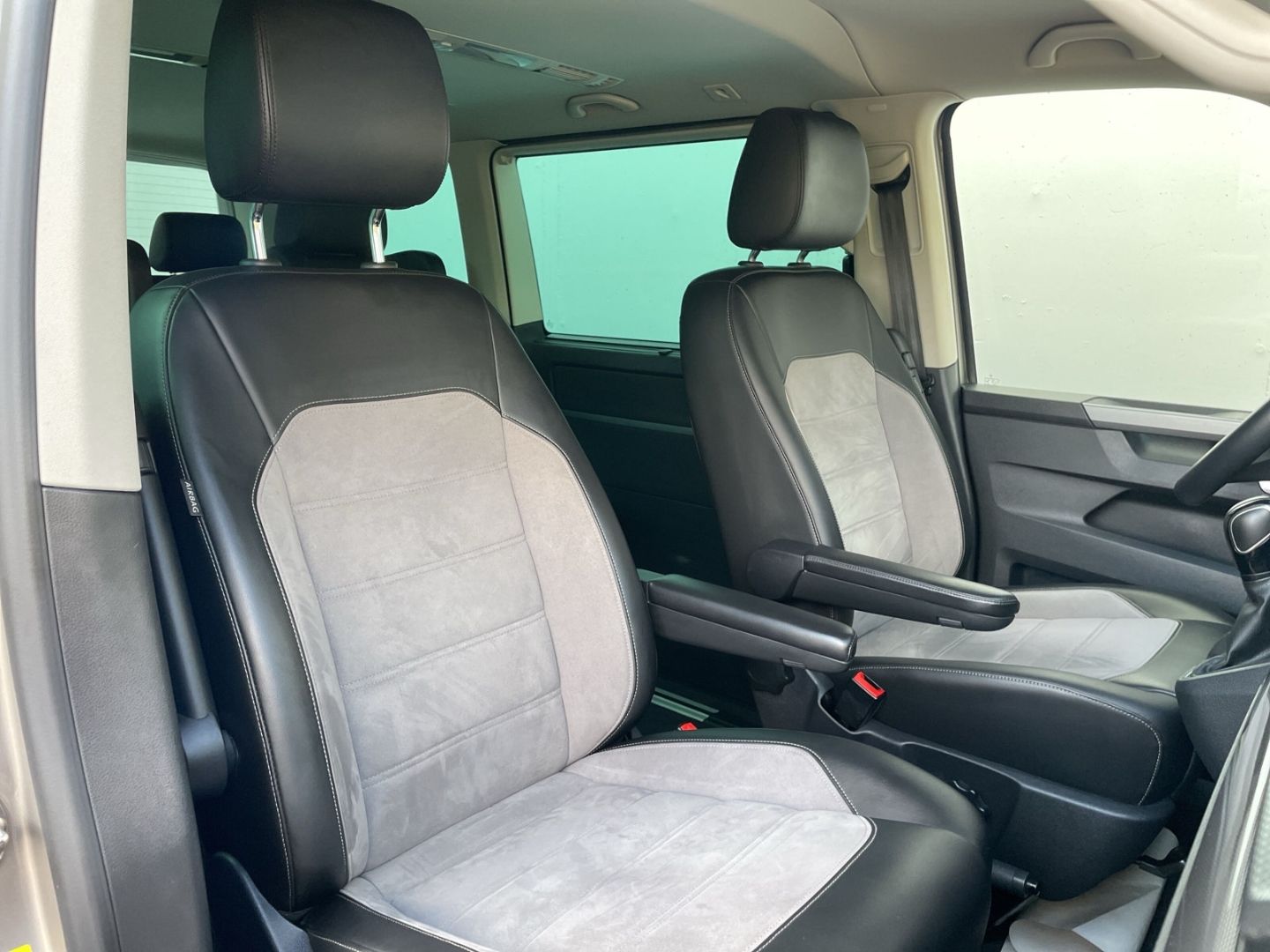 T6.1 Multivan 2.0 TDI DSG Gen Six AHK/LED/Kamera