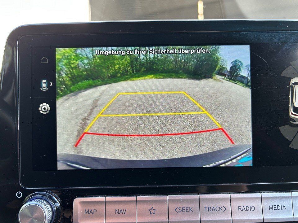 Fahrzeugabbildung Hyundai KONA ELEKTRO 64kWh PLUS-P KRELL+NAV+LED+CARPLAY+