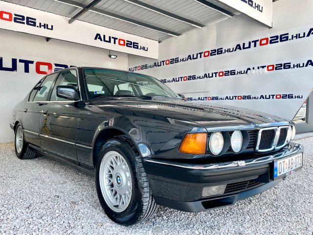 BMW V12 - COMPLETELY RENOVATED