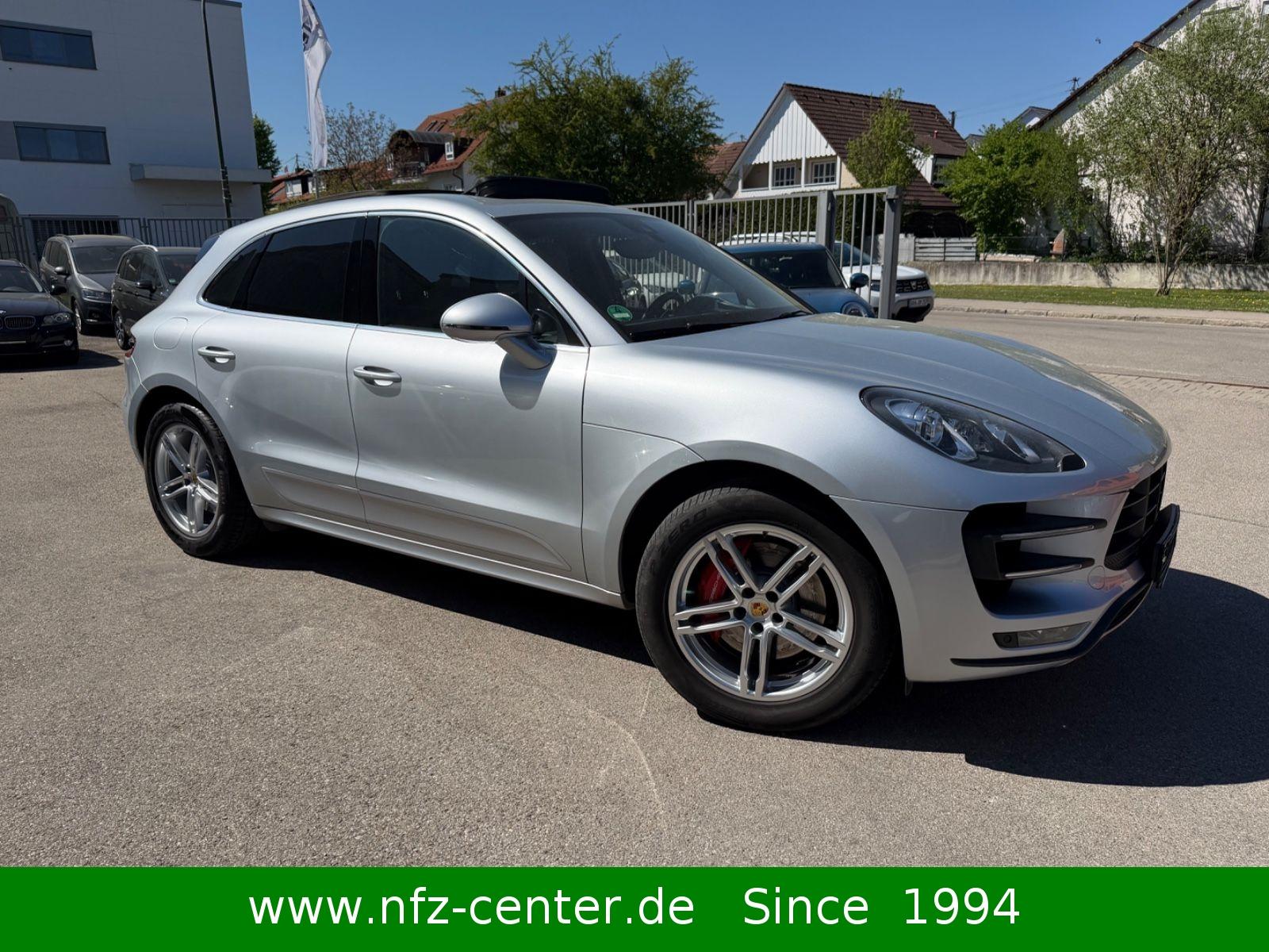 Porsche Macan Turbo 3,6L V6 PANO/BOSE/CARBON/ALCANTARA