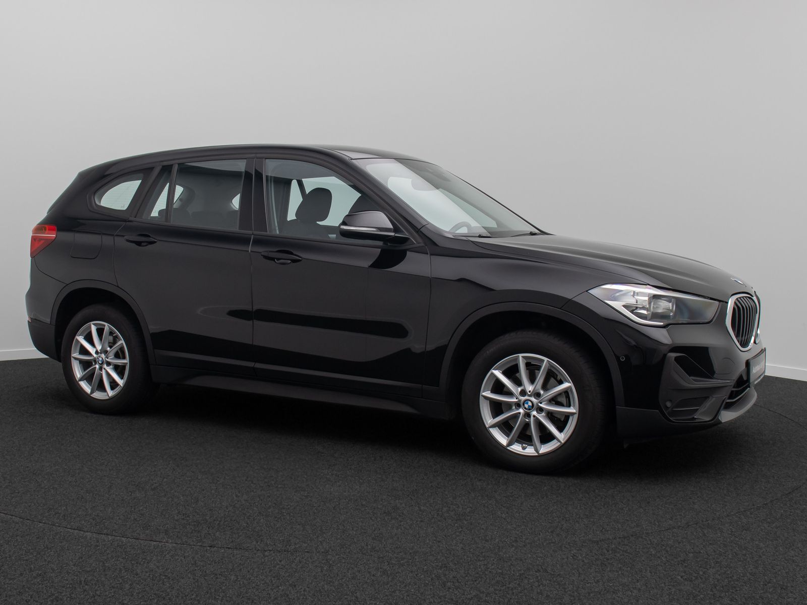 Fahrzeugabbildung BMW X1 sD18i GeschwindigReg DAB ParkAss Navi Lordos