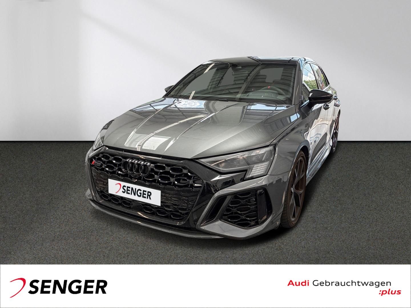 AUDI RS3 Sportback 2.5 TFSI quattro S tronic Pano B&amp;O