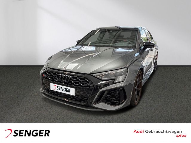 AUDI RS3 Sportback 2.5 TFSI quattro S tronic Pano B&amp;O