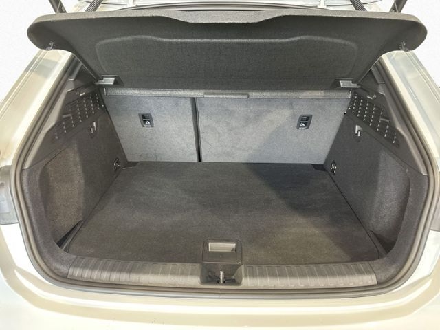 A3 Sportback 40 TFSI QU S LINE PANO+AHK+HUD+SONO