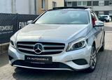 Mercedes-Benz A 180 BLUEEFFICIENCY AUTOMATIK *PANO*XENON*LEDER - gebrauchte Mercedes-Benz A 180 aus dem Jahr 2012