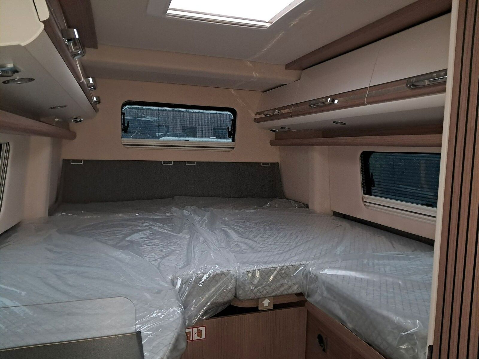 Fahrzeugabbildung Malibu Genius 641 LE Klimaautomatik, Radio DAB