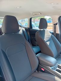 Ford Kuga - 10