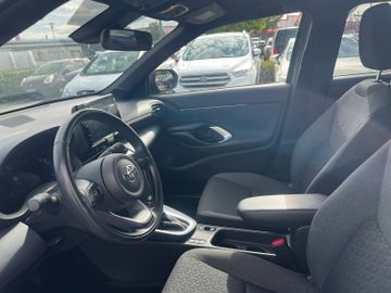 Toyota Yaris Cross - 10