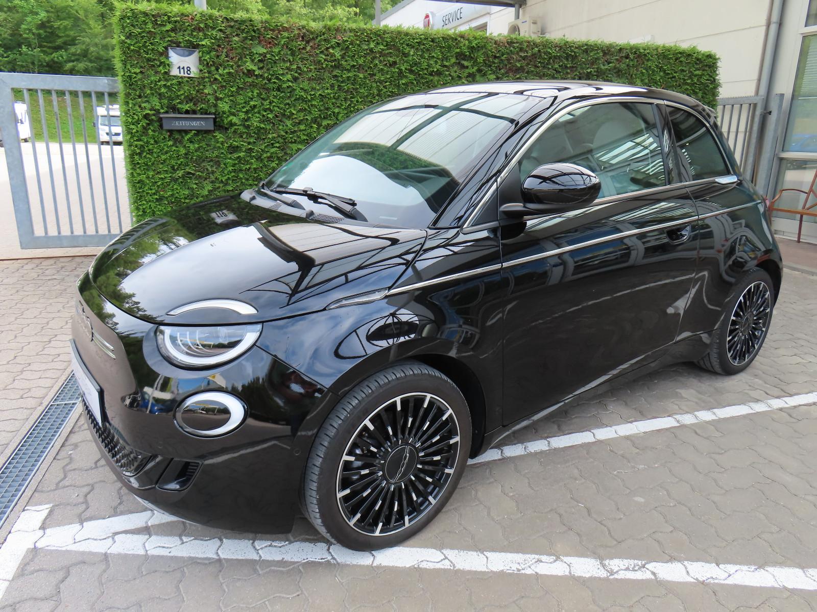 Fiat 500e LaPrima *Glasdach + ACC* Batterie 42kWh