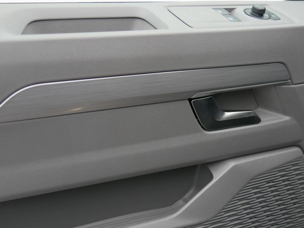 Fahrzeugabbildung Volkswagen T7 Kasten 2.0 TDI 4Motion AHK App-Connect