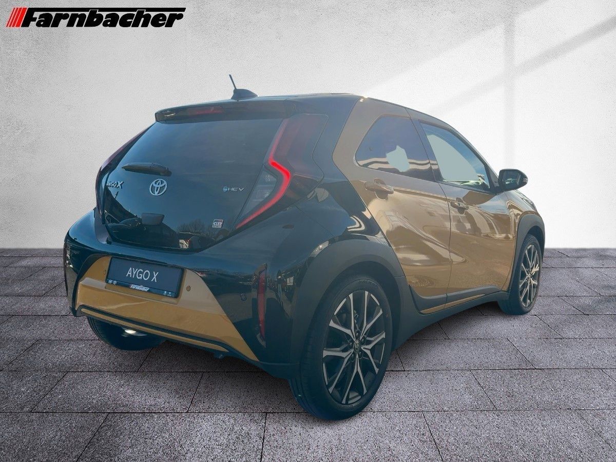 Fahrzeugabbildung Toyota Aygo (X) GR SPORT 1,5 Hybrid 116 PS Faltdach+JBL