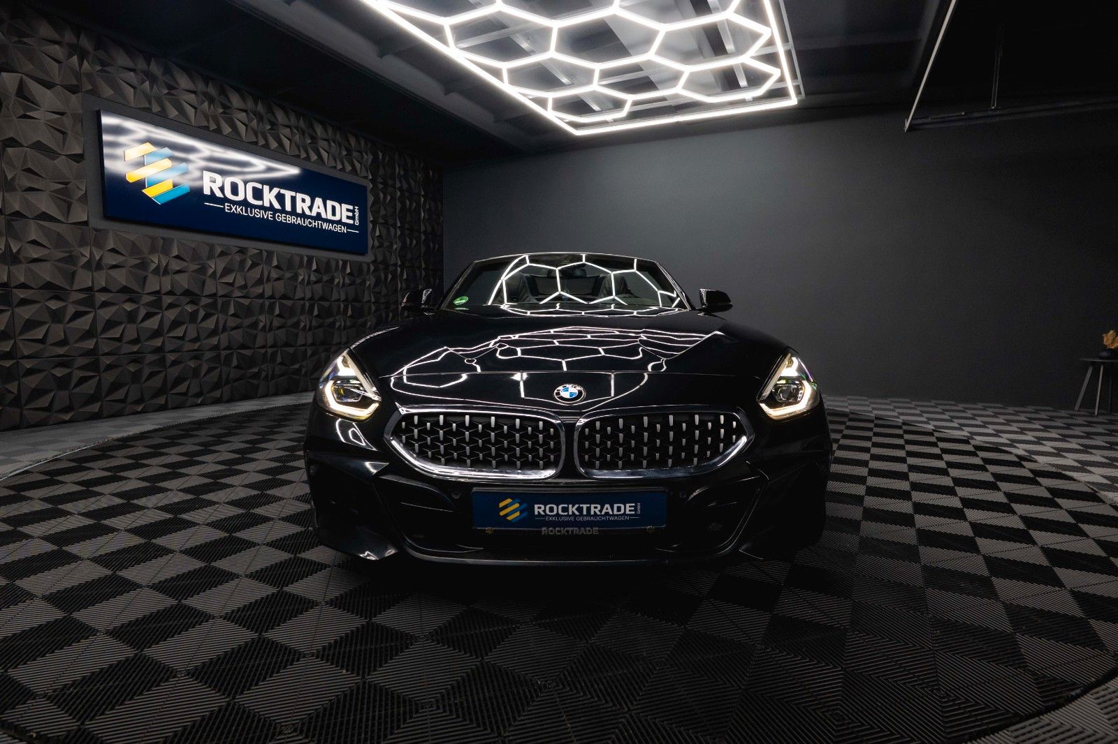 Fahrzeugabbildung BMW Z4 Roadster sDrive 30i M Sport *LED*Memory*H&K*