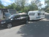 Hobby  Gespann:  Auto + Wohnwagen    17500€ - Hobby Separate Dusche Wohnwagen