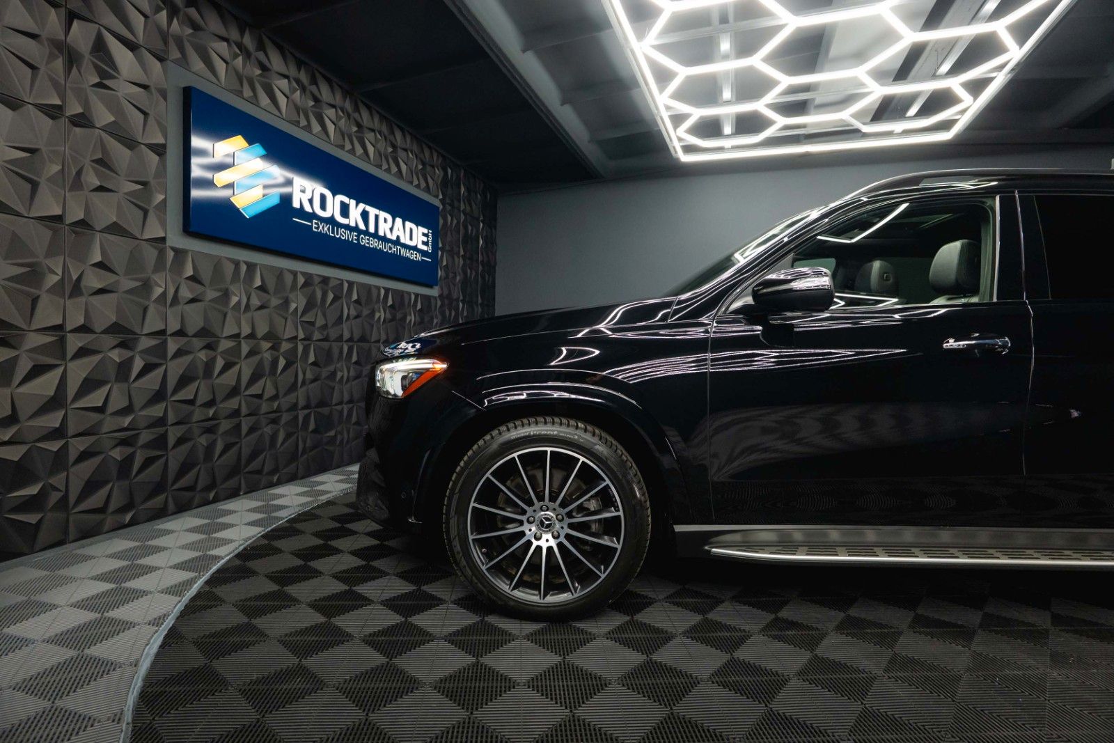 Fahrzeugabbildung Mercedes-Benz GLE 450 4Matic AMG NightPaket | Pano | ACC | LED