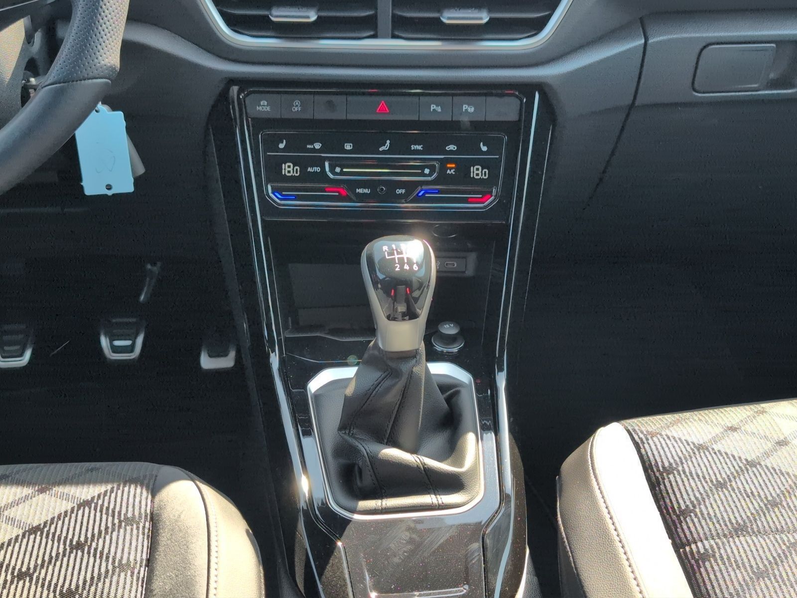 Volkswagen T-Roc - Bild 7