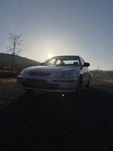 Honda Civic Sedan  121.000 km  2. Hand ... - Honda aus 1996