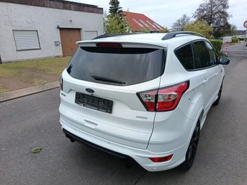Ford Kuga - 11
