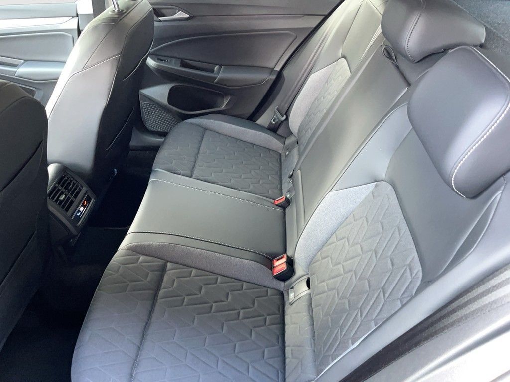 Volkswagen Golf - Bild 13