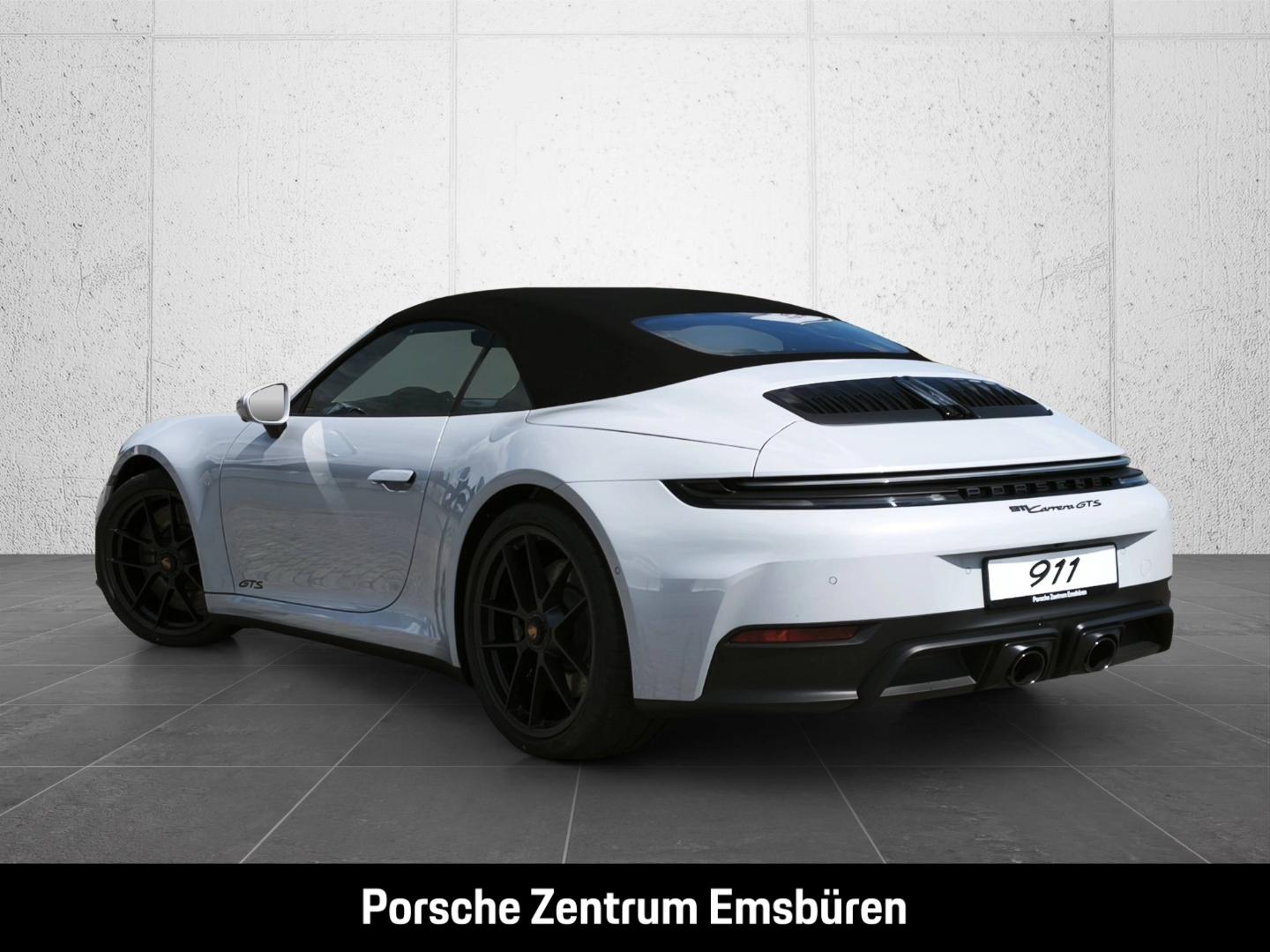 Porsche 992 -2 (911) Carrera GTS Cabriolet Bose Lift Mat