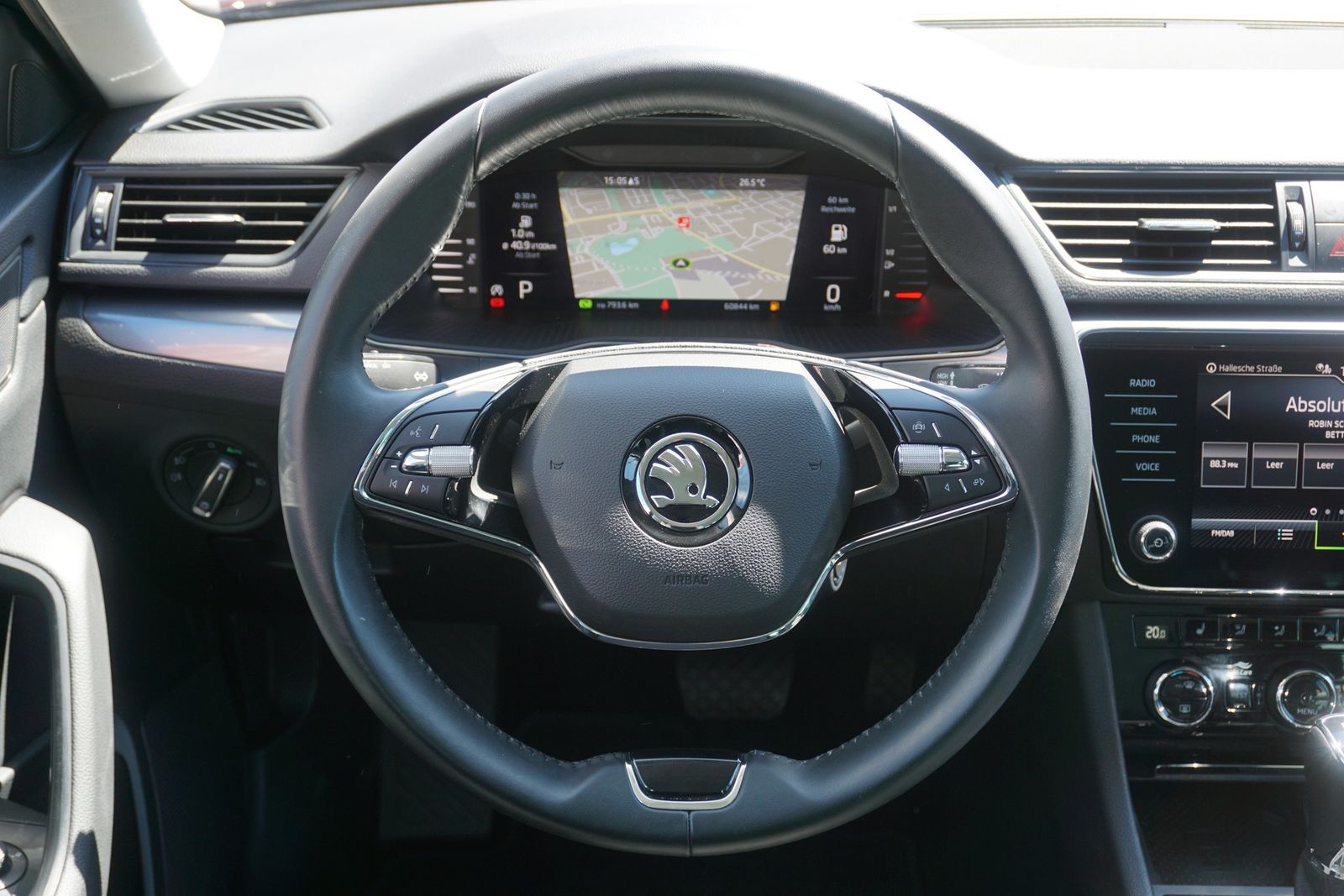 Skoda Superb Combi 1.5 TSI Active LED Navi Sitzheizung foto 18
