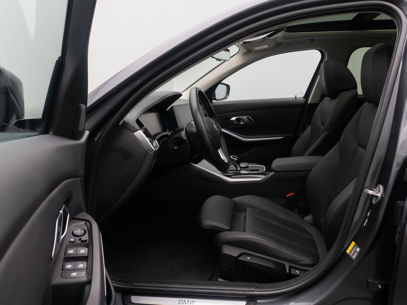 Fahrzeugabbildung BMW 320e Luxury Line Laser DAB HiFi Panorama Kamera