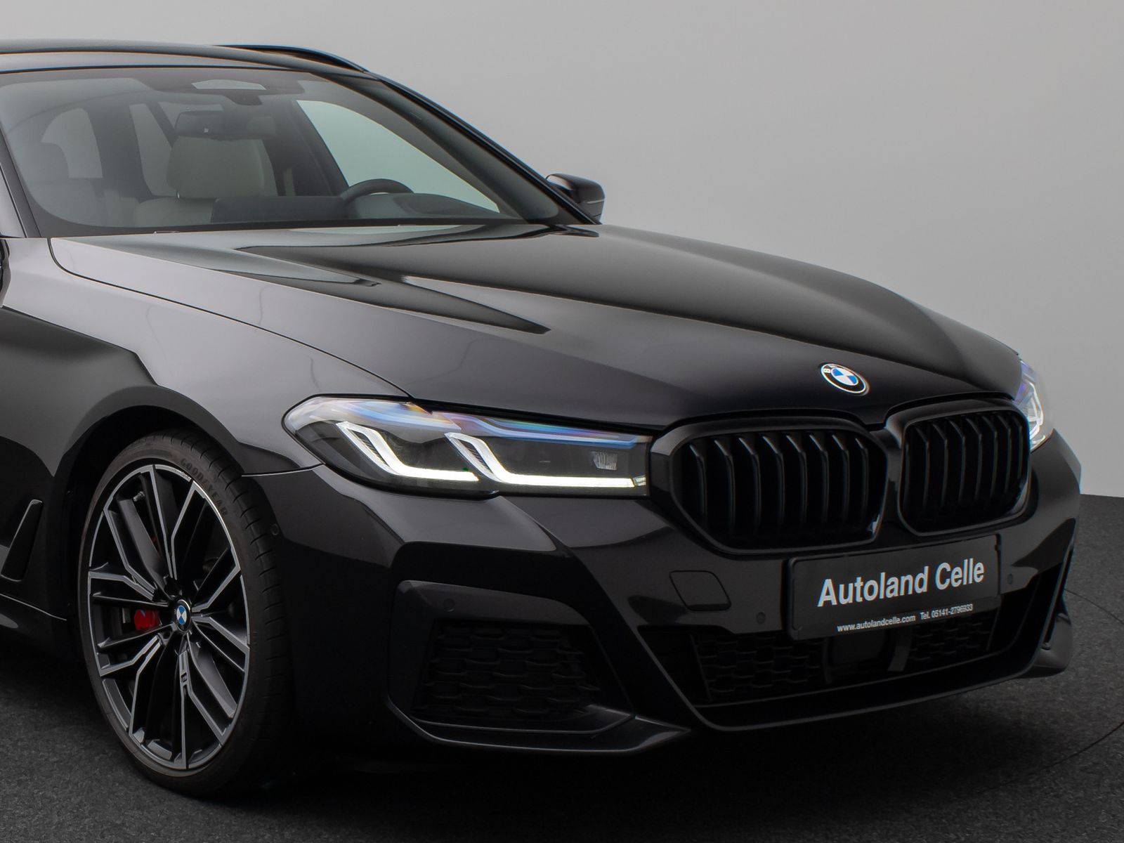 Fahrzeugabbildung BMW 540d xD M Sport Panorama Kamera Laser TV HUD H/K