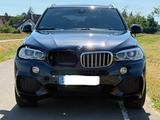 BMW X5 xDrive40e iPerformance -M,20 Zoll,Kamera,Navi - BMW X5 Unfallwagen