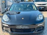 Porsche Panamera 4 S/SHZ/RFK/MFL/SD/Tempomat - Porsche Panamera: Schwarz
