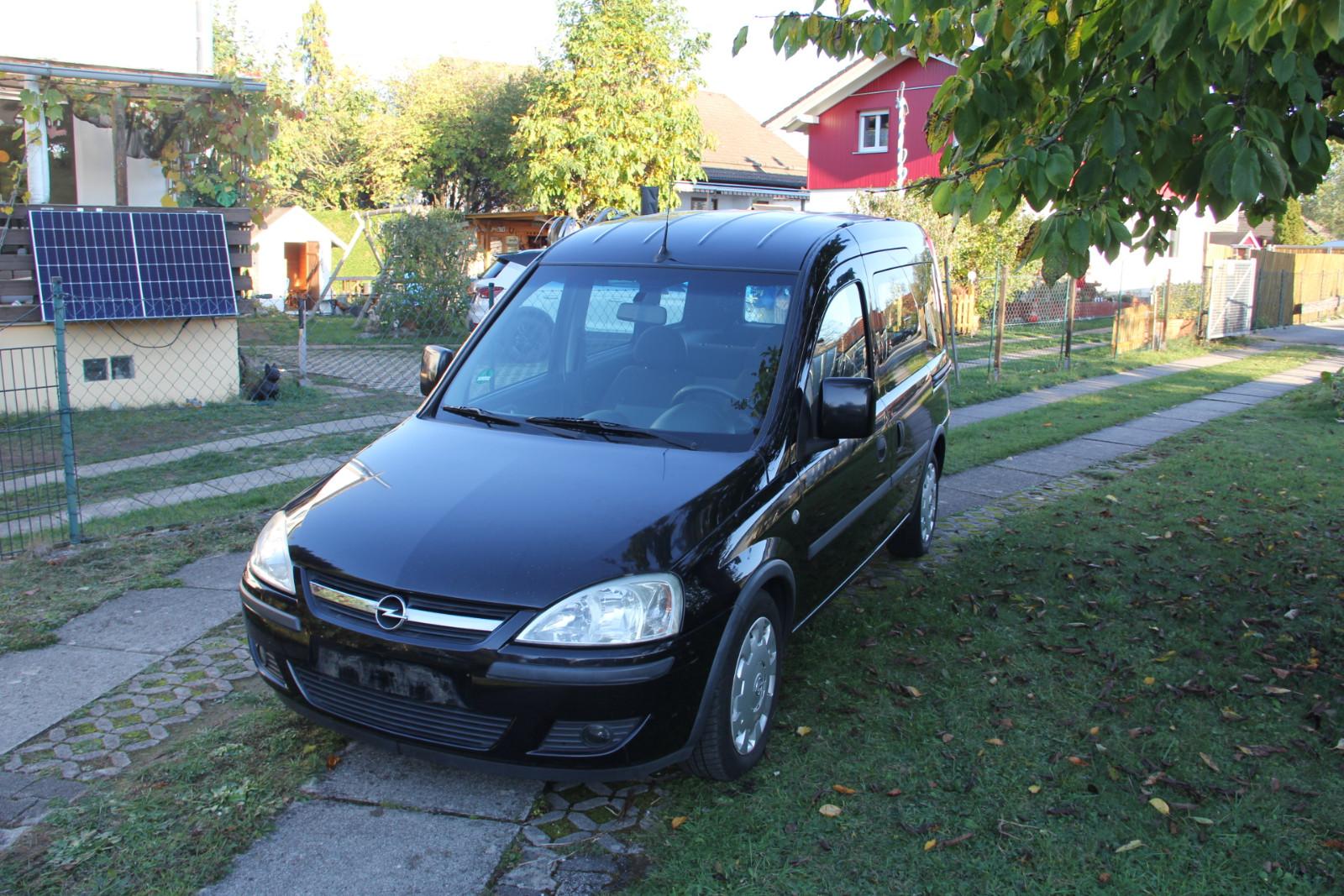 Opel Combo 2009 — photo 22