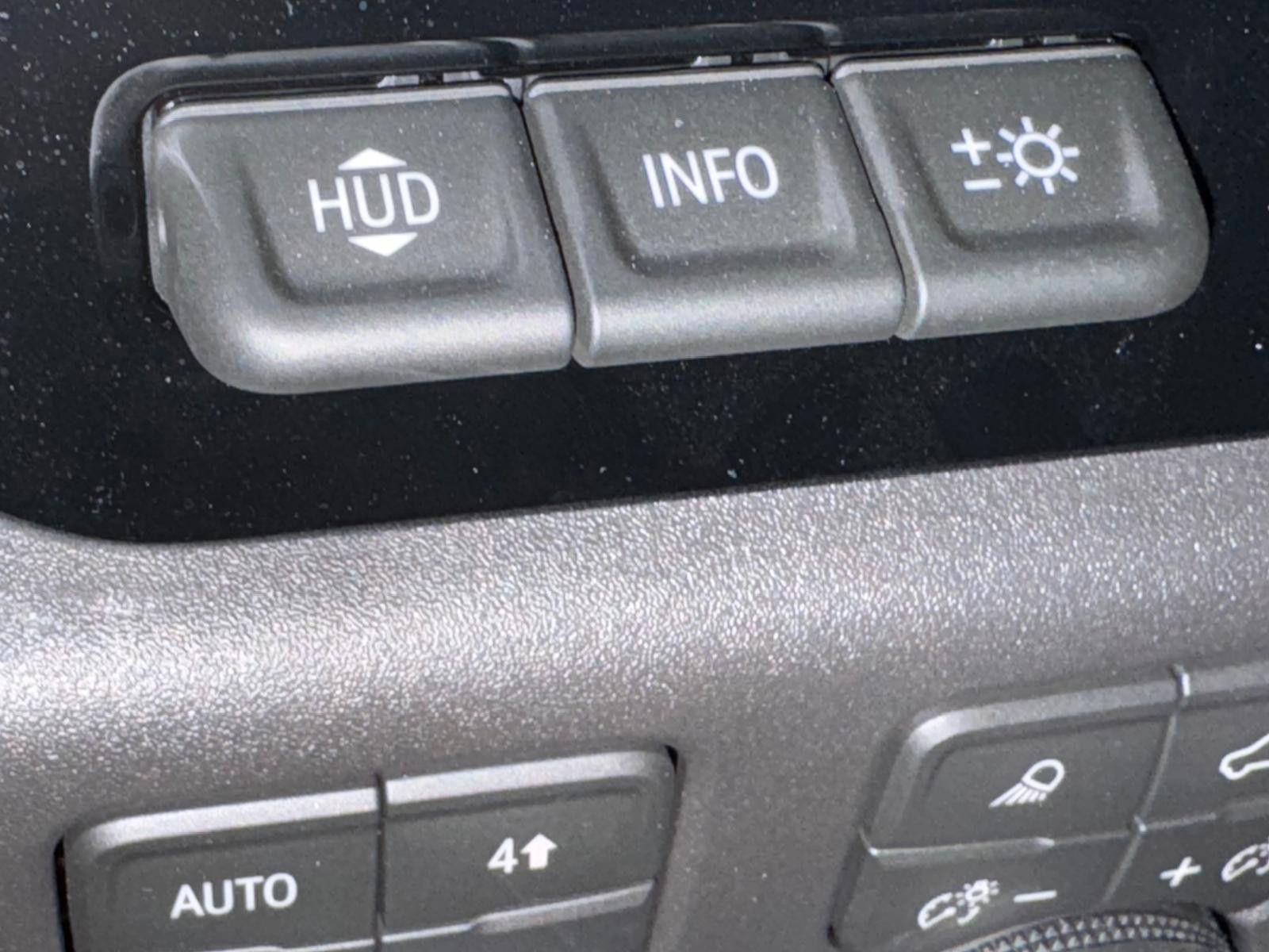 Fahrzeugabbildung Chevrolet 2026 SILVERADO DURAMAX DIESEL 4x4 HIGH COUNTRY