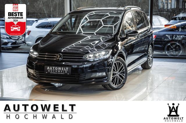 Volkswagen Touran 1.5 TSI DSG NAVI LED AHK 7-SITZ STAHZG