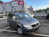 Volkswagen Touran 1.6 Trendline - Volkswagen mit LPG-Antrieb: Kleinbus