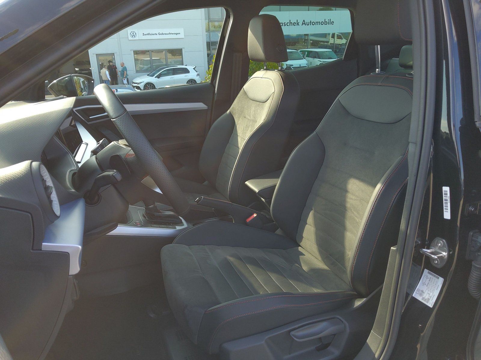 Seat Arona - Bild 12
