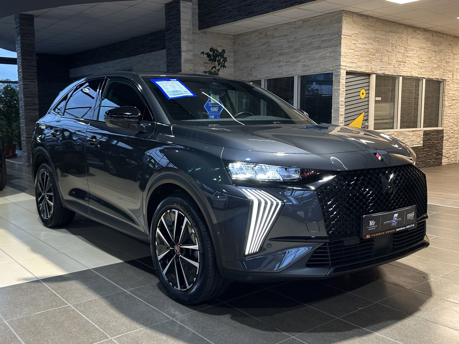 DS Automobiles DS7 (Crossback) Performance Line Leder RCam Navi