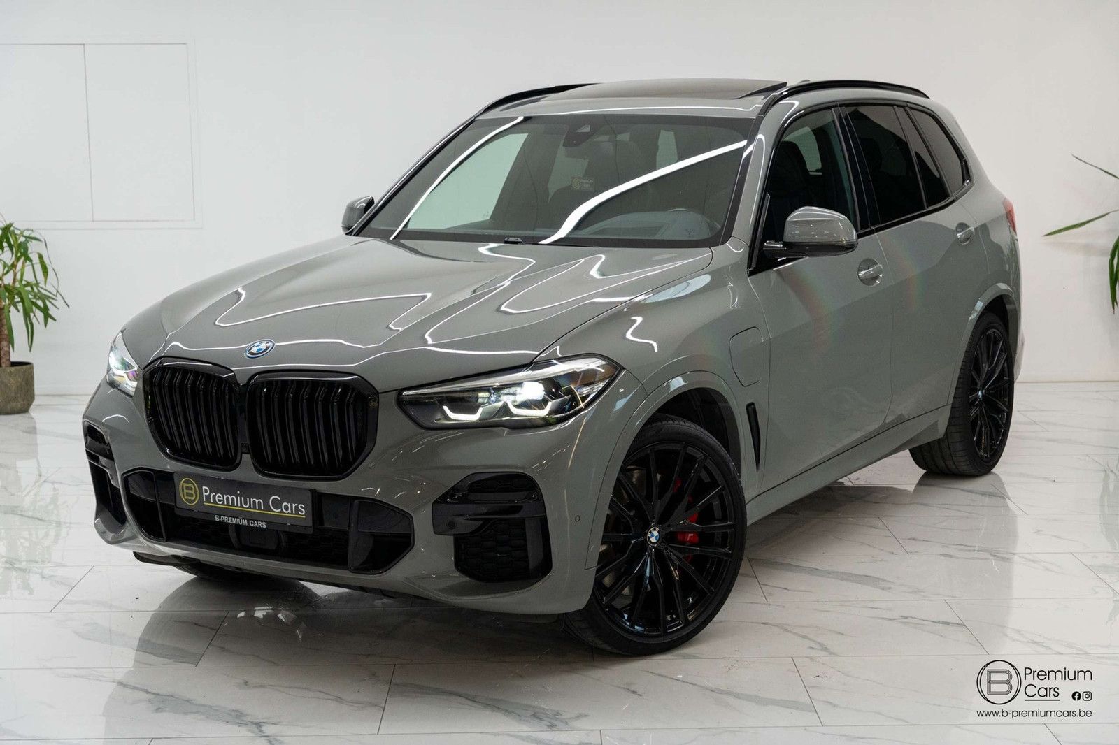BMW X5 45e Xdrive! Full options! M-Seats! Pano, ACC! imagem 2