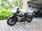 Honda CBR 600 RR - HONDA 2008 CBR 600 RR