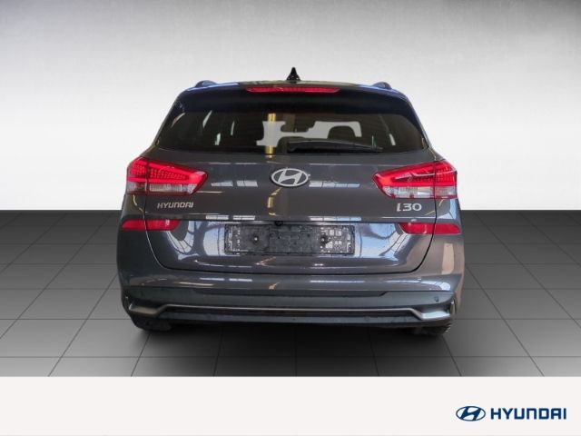 Fahrzeugabbildung Hyundai i30 FL Kombi (MY25) 1.5 T-GDI (140 PS) 48V 7-DCT