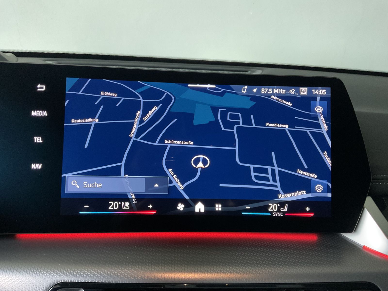 Fahrzeugabbildung BMW X1 sDrive20i *Head-Up Display *AHK *Sitzverst. e