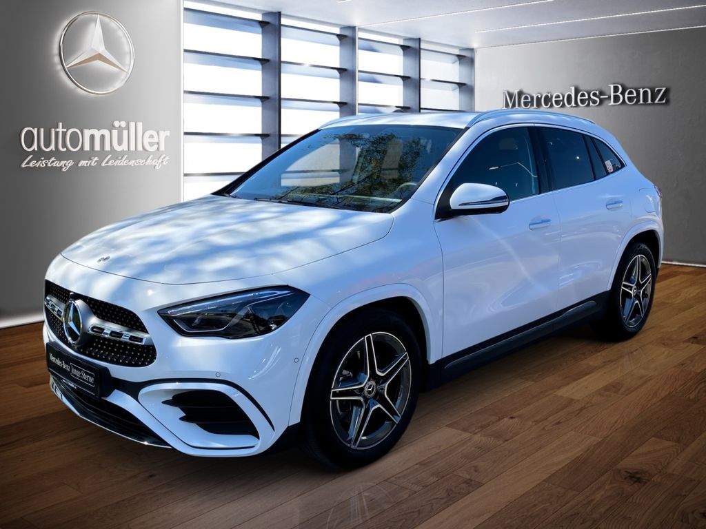 Mercedes-Benz GLA 220