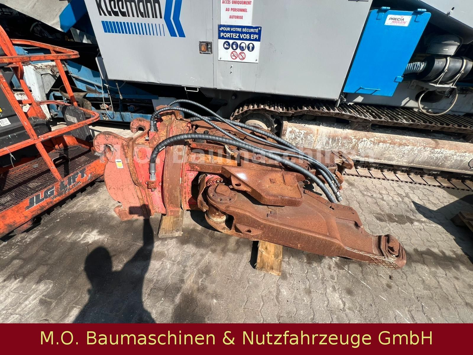 Fahrzeugabbildung Andere VT 40 mit 3 Wechselbacken/Stahl/Beton