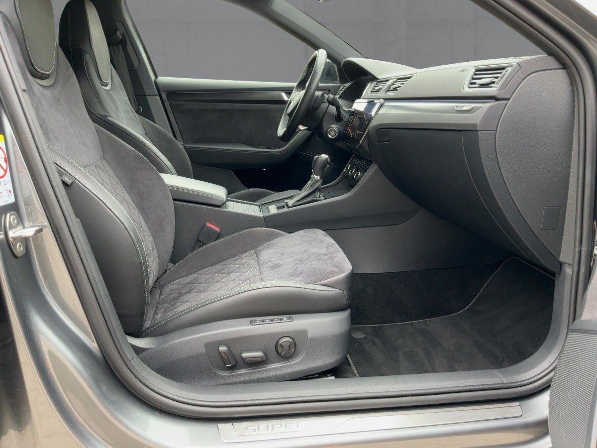 Skoda Superb - Bild 12